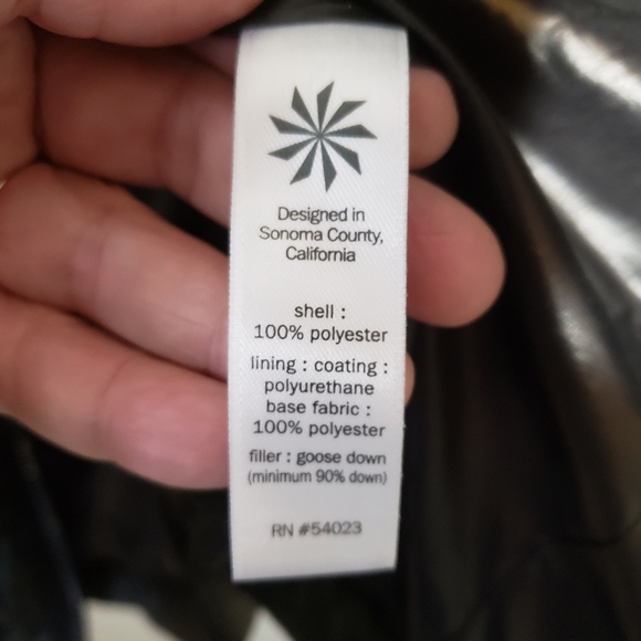 Athleta downabout black puffer vest goose down full zip vest size XS - Picture 6 of 10